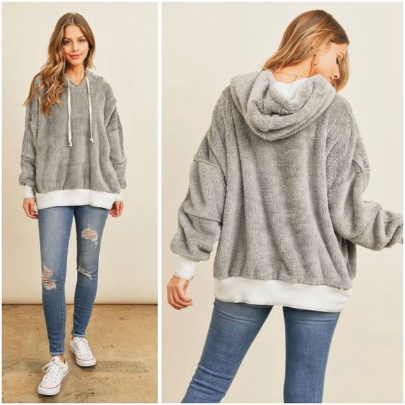 🆕Soft Teddy hooded pullover in gray - Picture 1 of 10